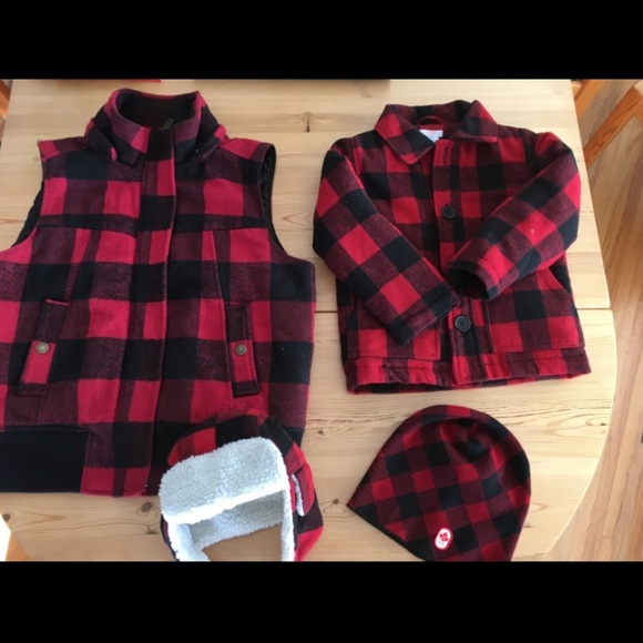 Family “Plaid” Photoshoot Bundle (4 Items) - Picture 1 of 16